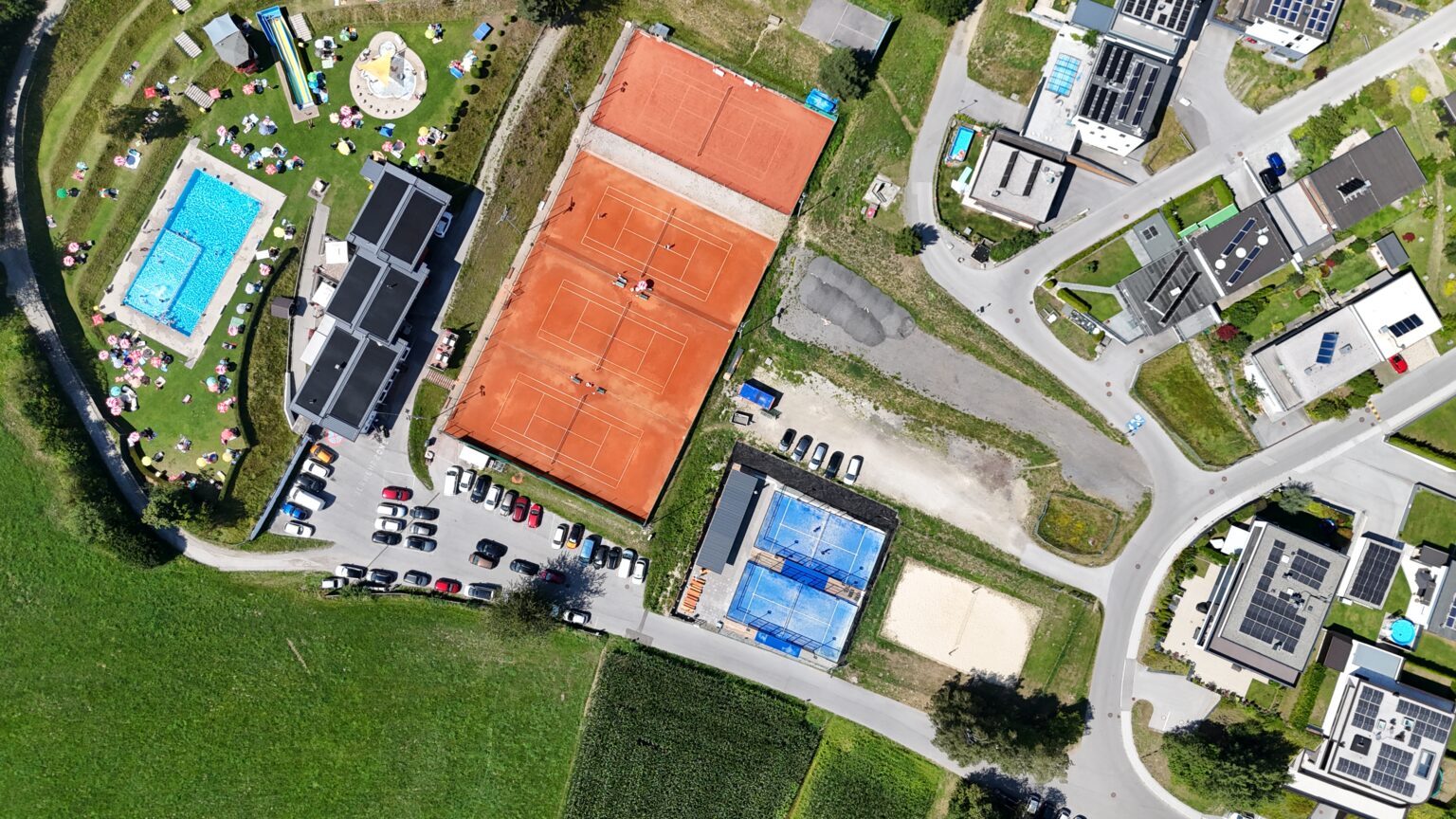 Die Anlage im Freizeitzentrum Mutters von oben